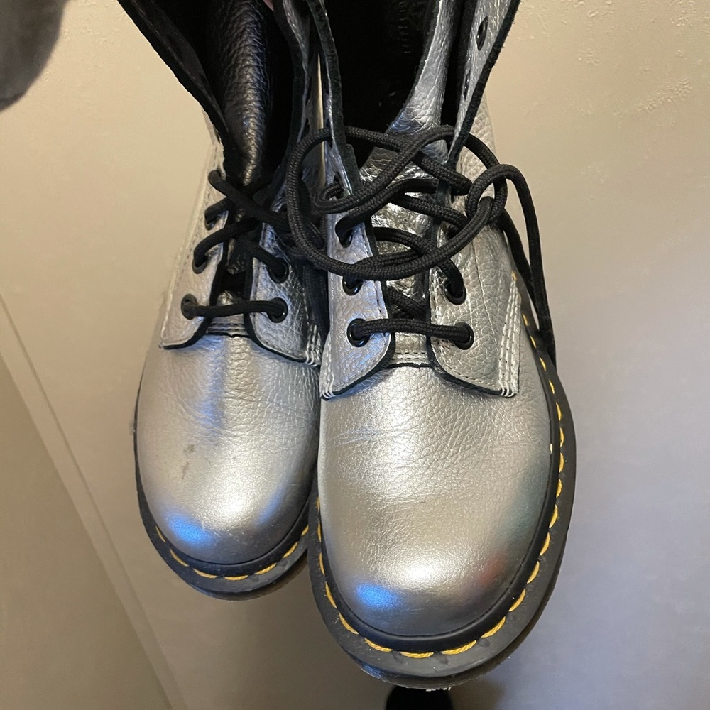 Women’s/girls Boots